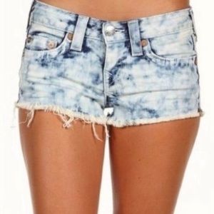 True religion women blue/white tie dye shirts size 28. BIN C